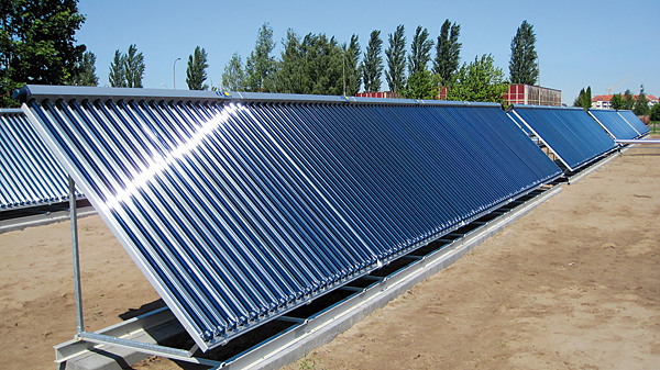 Rys. 1. AquaSystem firmy Paradigma jako duża instalacja solarna