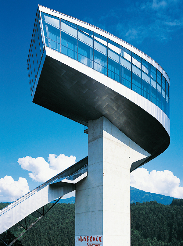 Skocznia narciarska Bergisel w Austrii z systemem fasadowym Schüco FW 50+